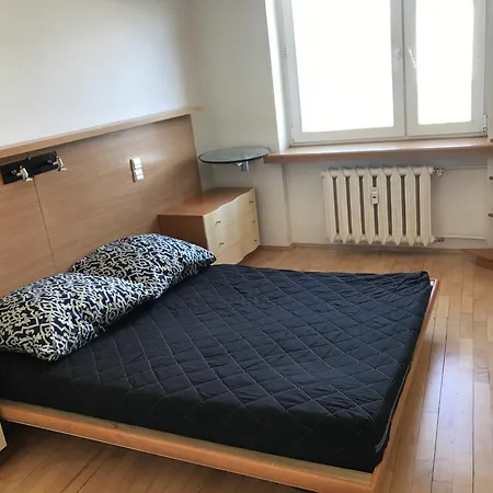 Appartement Duzy 4 Pokojowy Apartament, 3 Osobne I Salon, Do 6 Osob, Kuchnia, Lazienka, Balkon Krakau